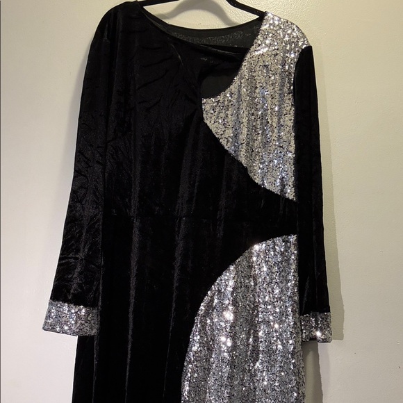 Glamorous Long Sleeve Sequin Dress - Picture 1 of 10